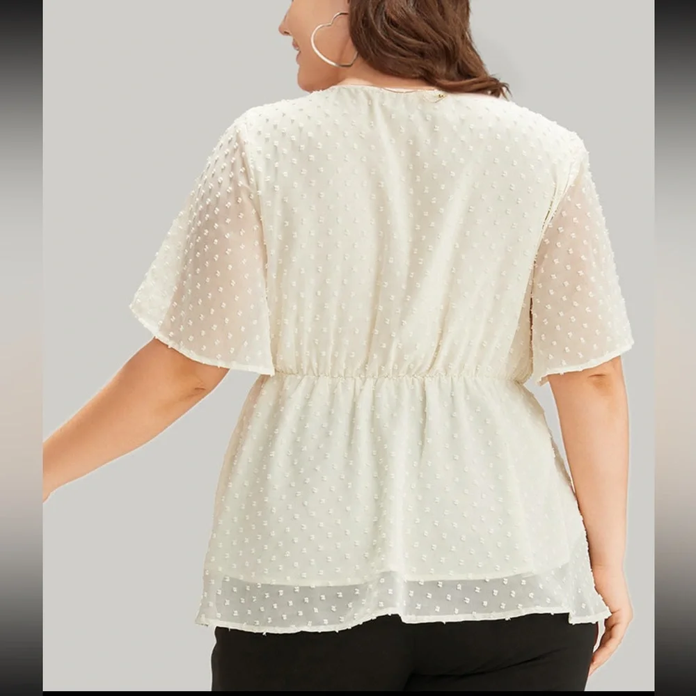 Ivory Keyhole Flutter Sleeve Top - Picture 5 of 5